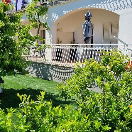 Luxa 5 Min Old Town, 10 Min Airport Apartment Trogir Bagian luar foto