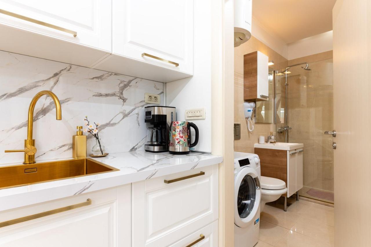 Luxa 5 Min Old Town, 10 Min Airport Apartment Trogir Bagian luar foto