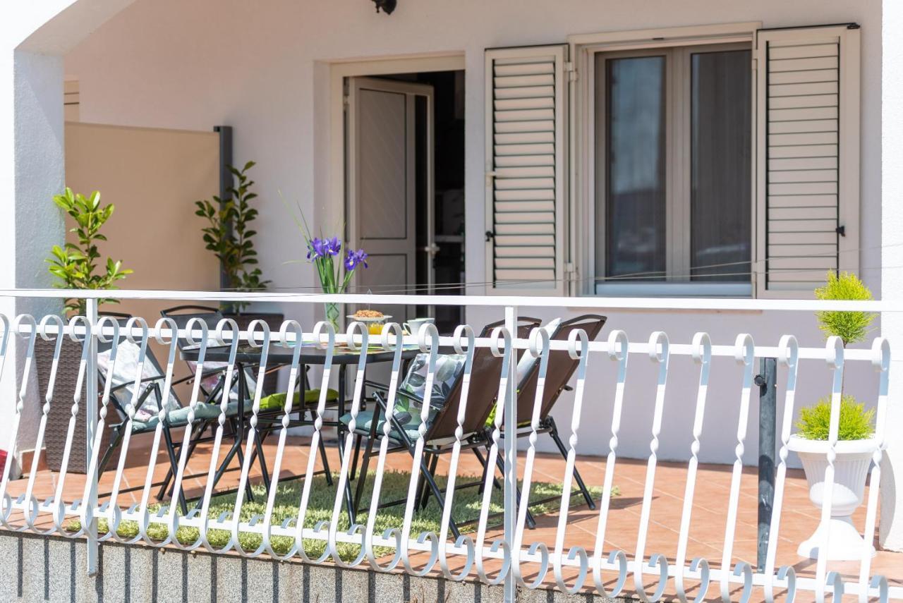 Luxa 5 Min Old Town, 10 Min Airport Apartment Trogir Bagian luar foto