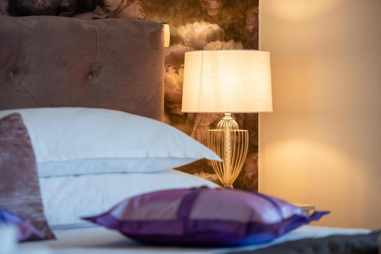 Luxa 5 Min Old Town, 10 Min Airport Apartment Trogir Bagian luar foto
