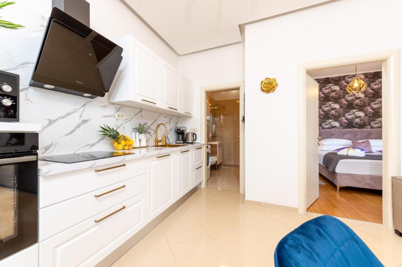 Luxa 5 Min Old Town, 10 Min Airport Apartment Trogir Bagian luar foto
