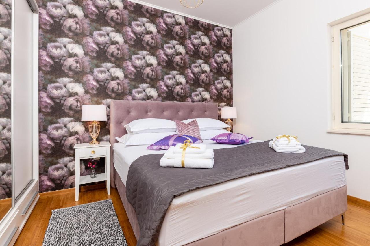 Luxa 5 Min Old Town, 10 Min Airport Apartment Trogir Bagian luar foto